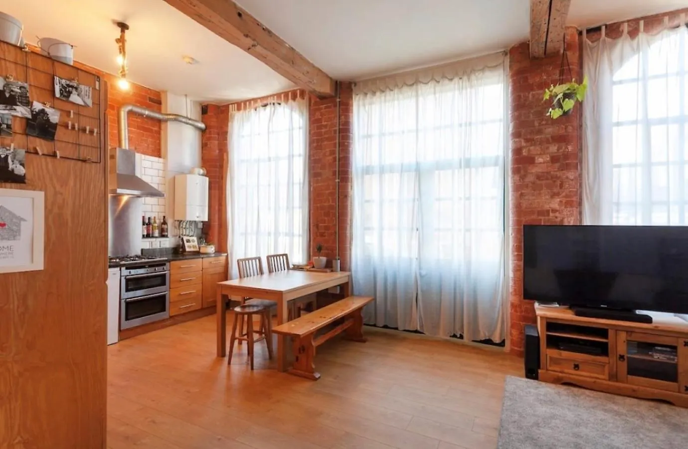 Raleigh Loft Apartment Nottingham