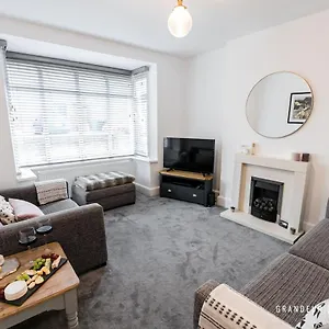 Buckland Heights By Grandeur Property Poole