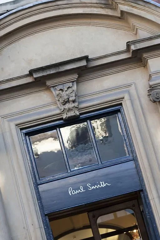 Raleigh Loft Apartment Nottingham